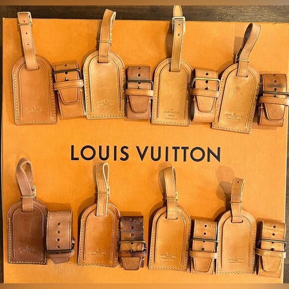 AUTHENTIC LOUIS VUITTON LUGGAGE TAGS WITH POIGNE BELT - Picture 1 of 4